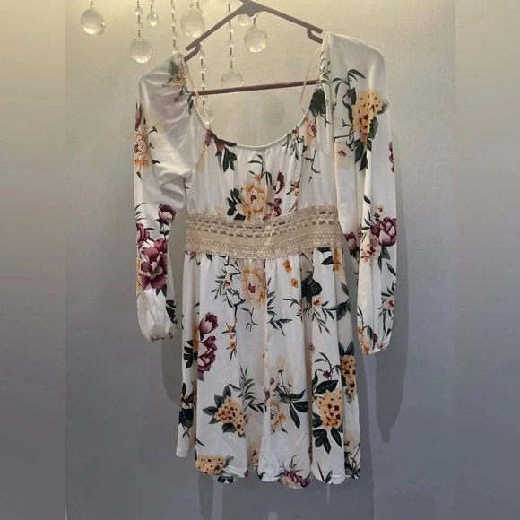 Windsor Bring The Romance Off Shoulder Long Sleeve Skater Dress - Picture 5 of 6